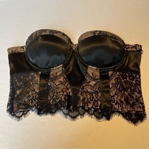 Mad for Love Bustier Top/Corset Black Lace w/ beige lining Size Large Strapless
